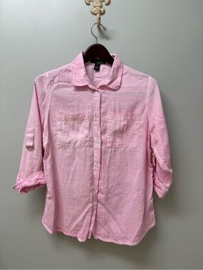 Erika pink button shirt Small 3/4 sleeve